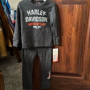 Harley Davidson 2 Piece set.